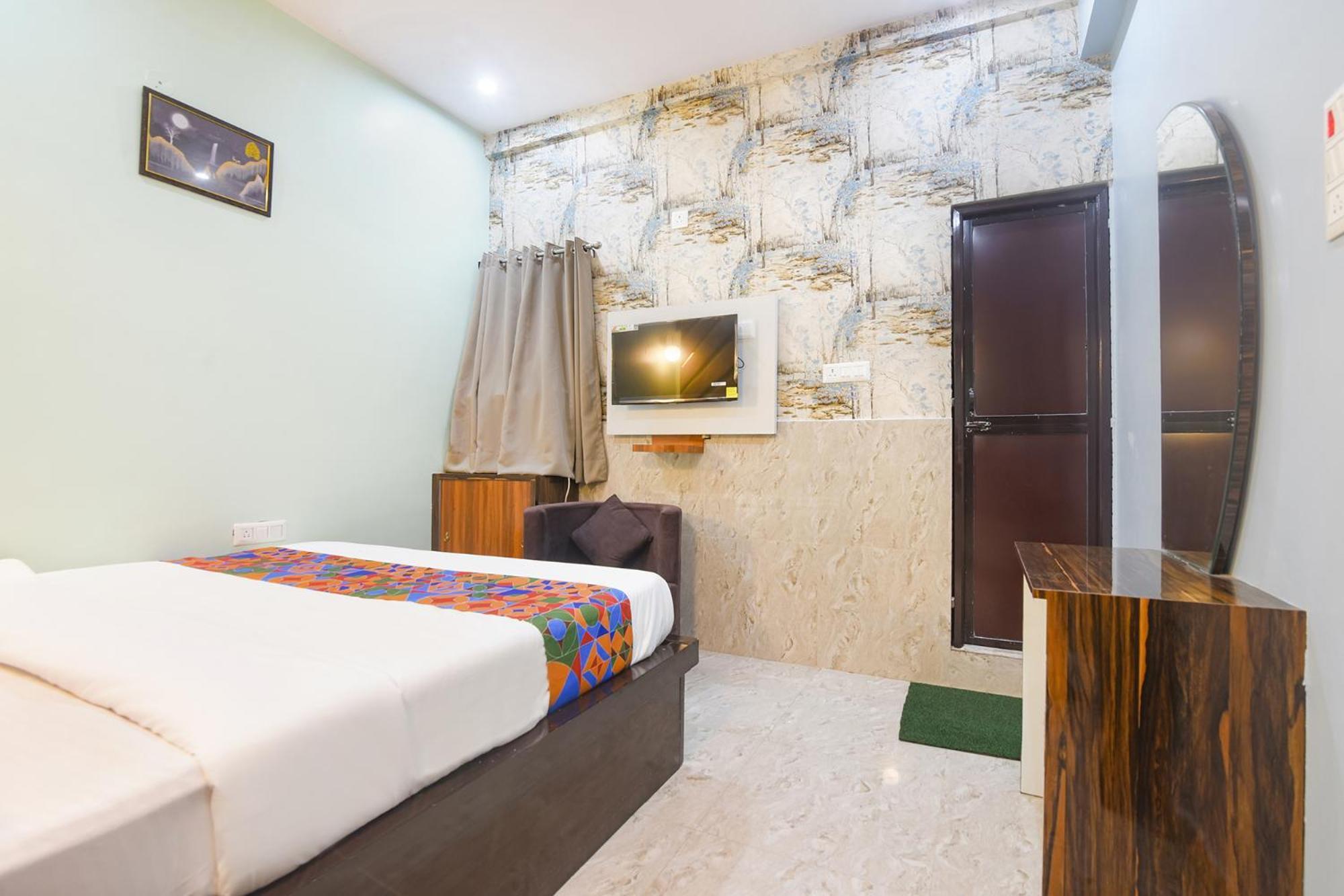 Fabexpress Mu Club Hotel Patna  Exterior photo