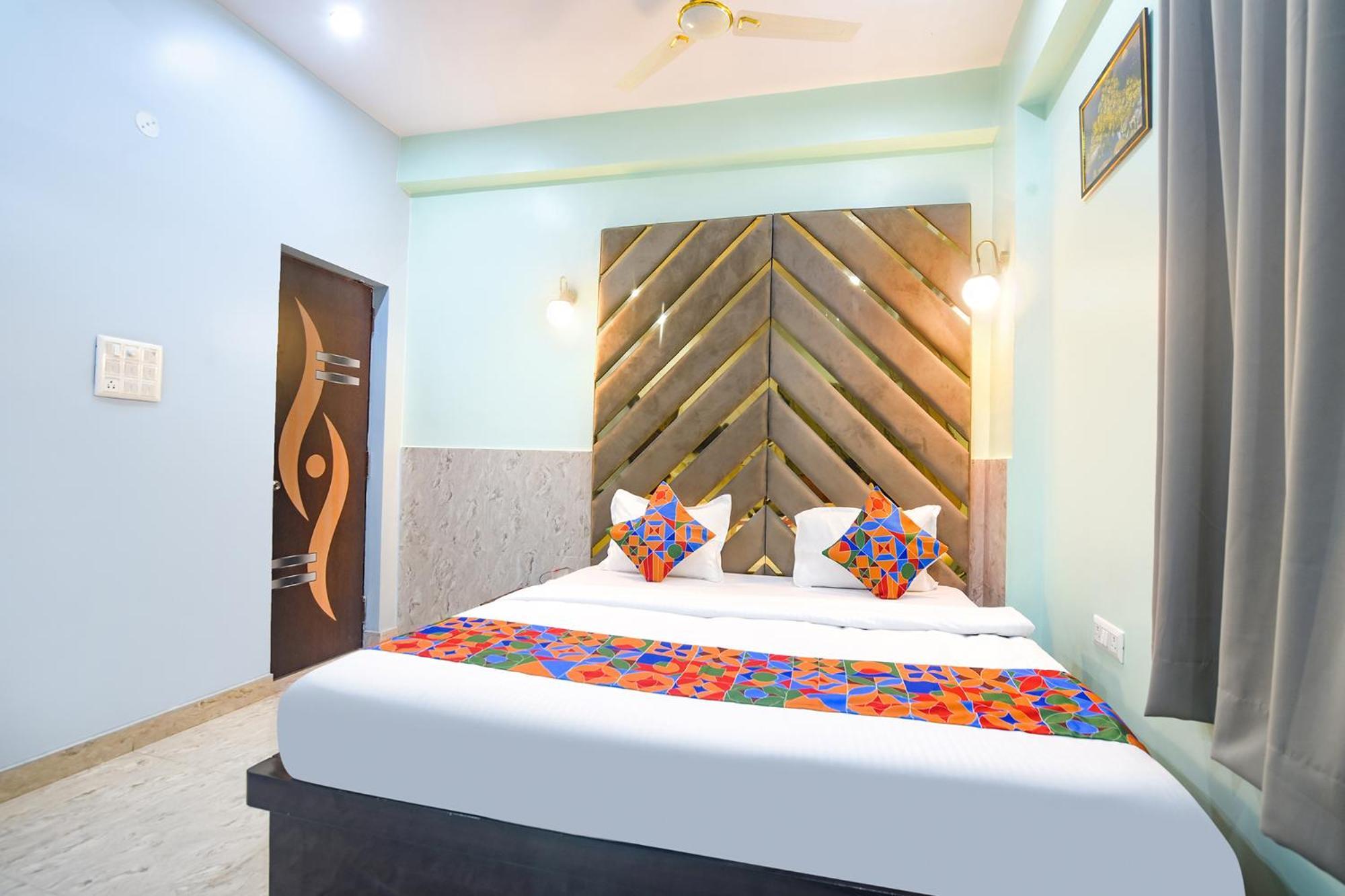 Fabexpress Mu Club Hotel Patna  Exterior photo