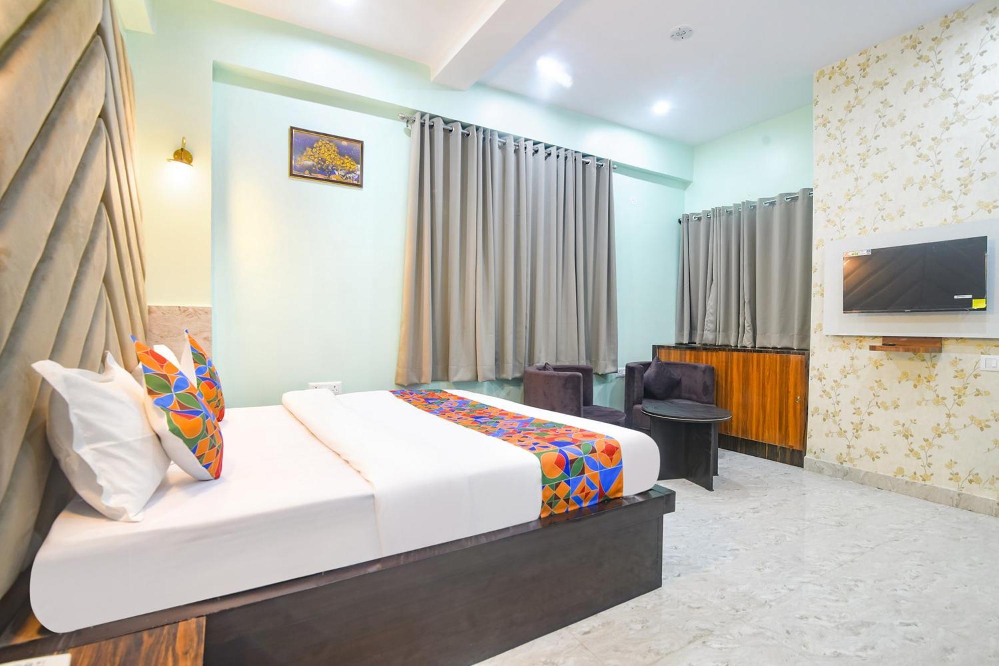 Fabexpress Mu Club Hotel Patna  Exterior photo