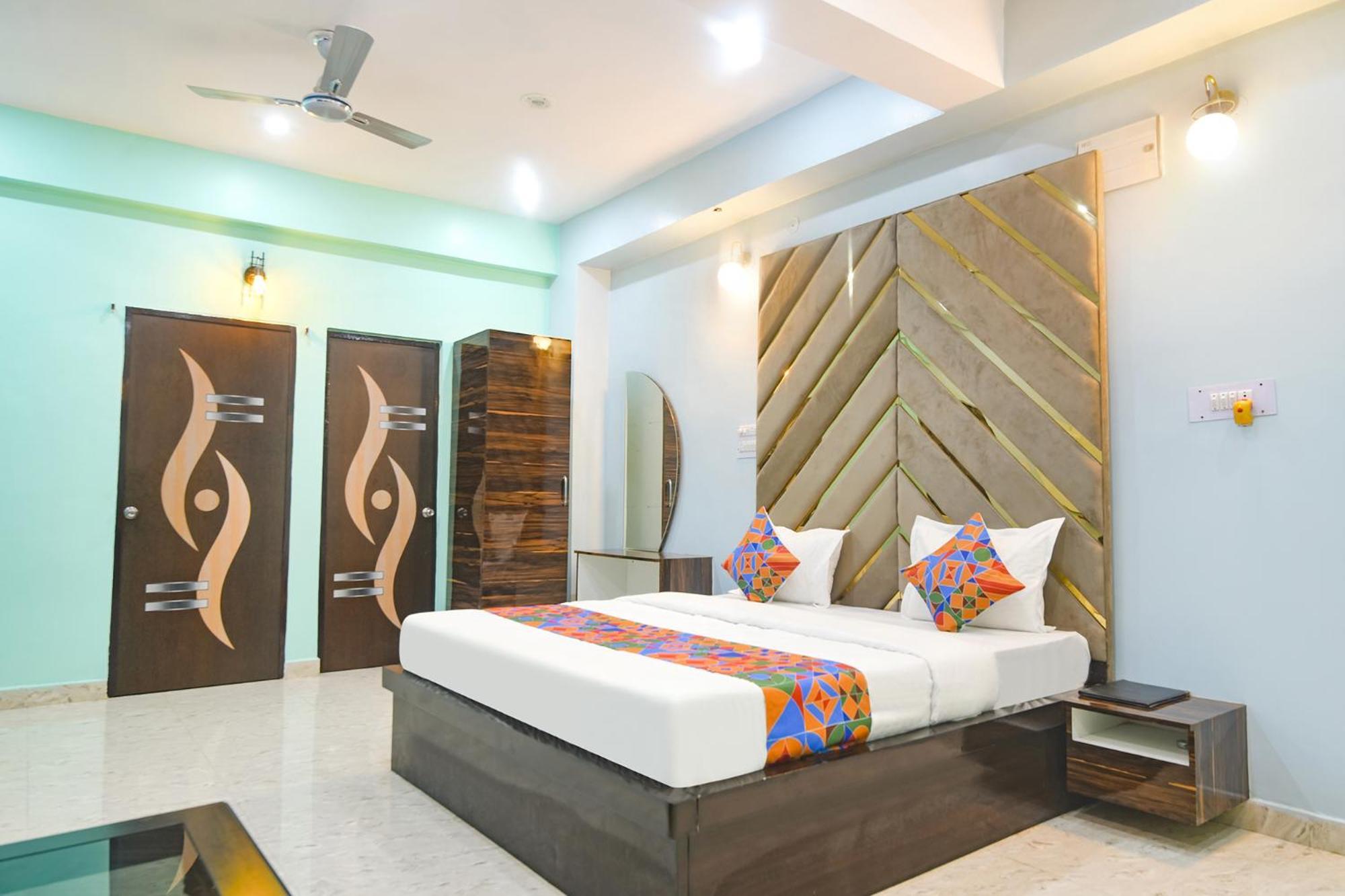 Fabexpress Mu Club Hotel Patna  Exterior photo